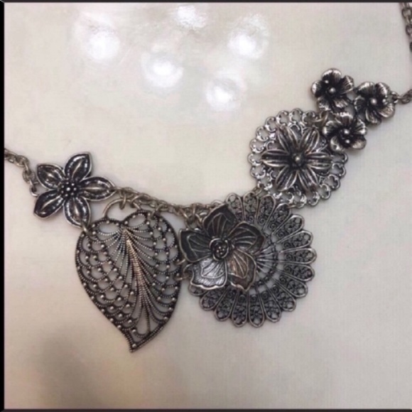 Silver Flower Statement Necklace - Picture 2 of 3